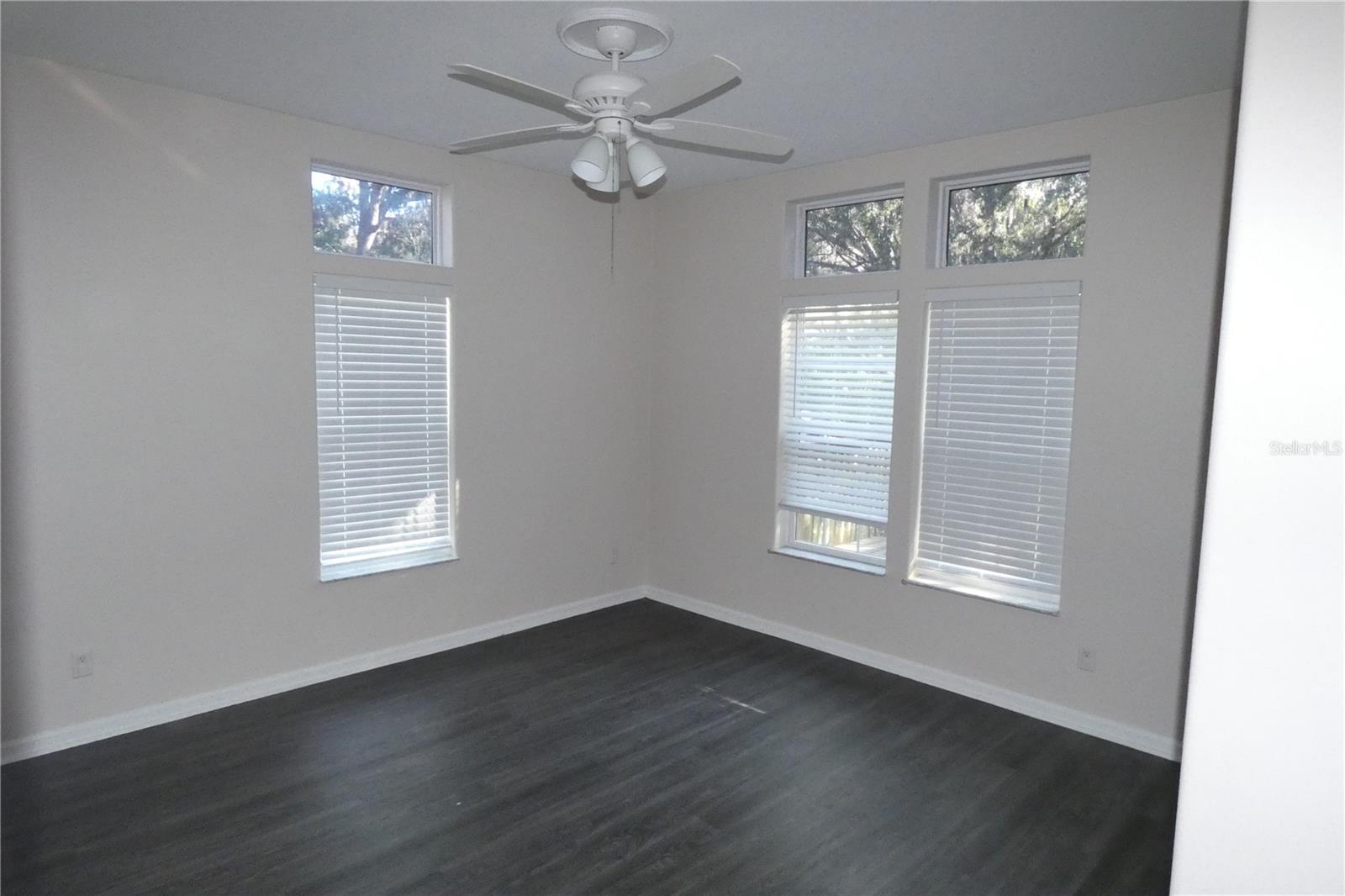 Image 14 of 25 For 30240 Lynne Drive