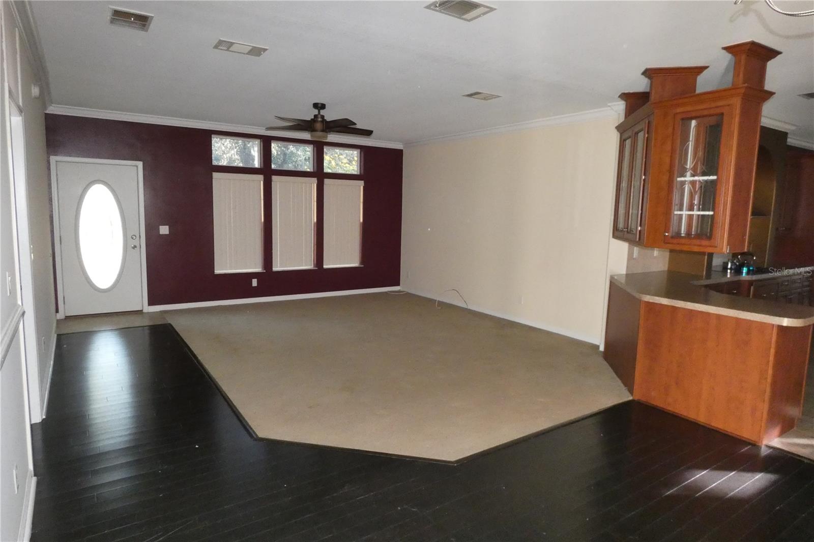 Image 3 of 25 For 30240 Lynne Drive