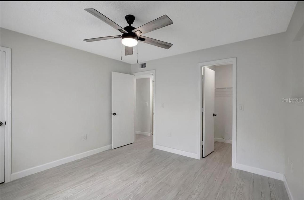 Image 14 of 36 For 10110 Winsford Oak Boulevard 612