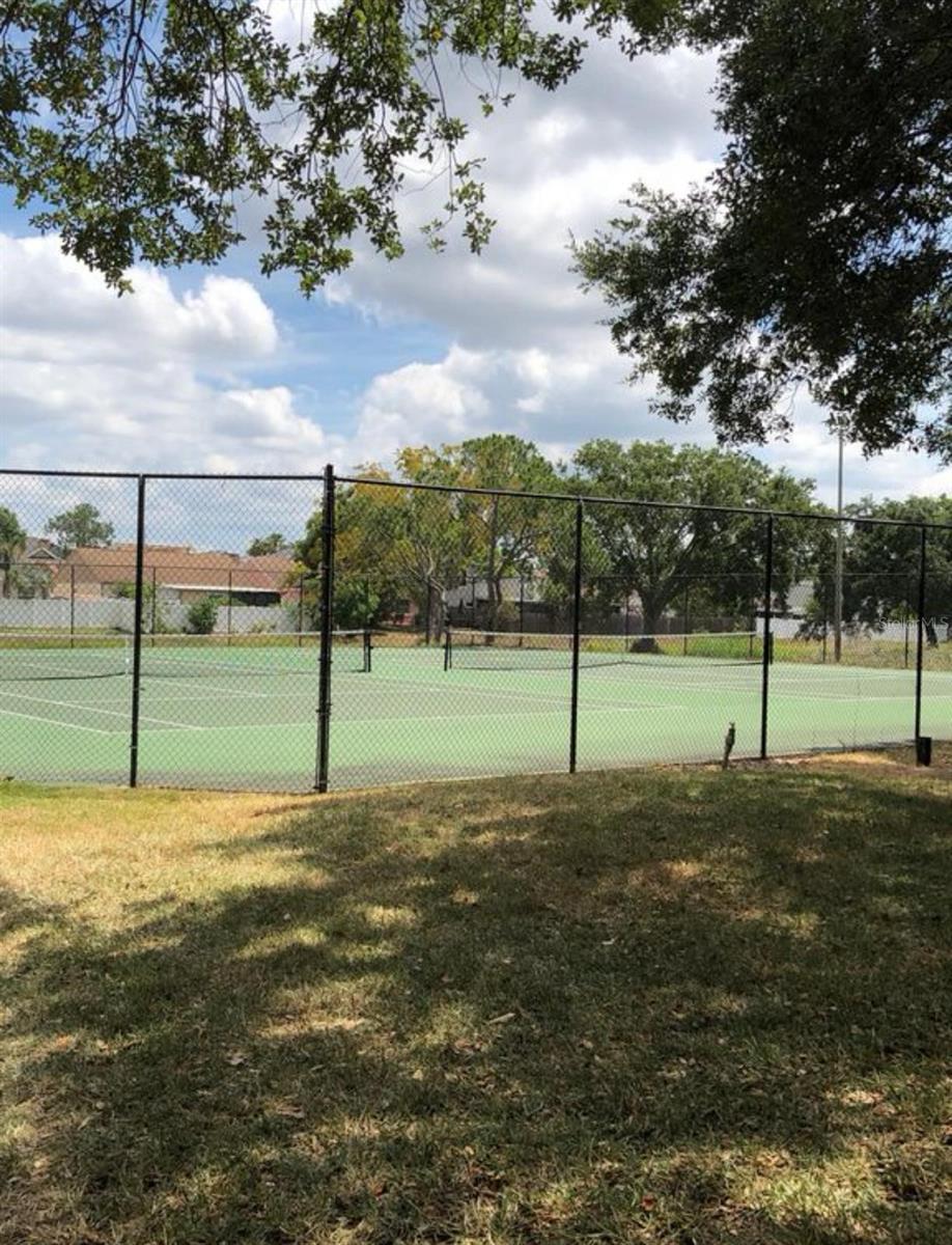 Image 33 of 36 For 10110 Winsford Oak Boulevard 612