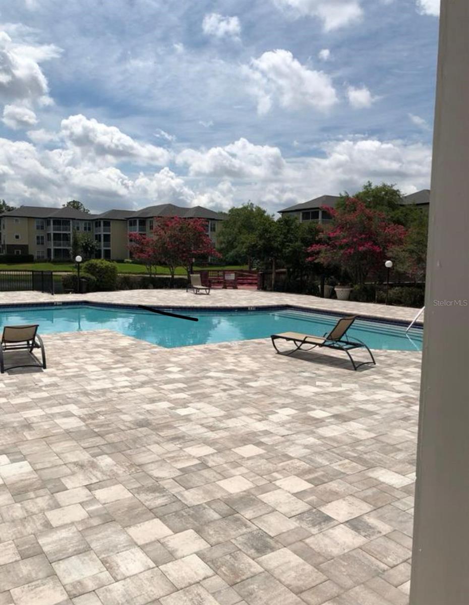 Image 34 of 36 For 10110 Winsford Oak Boulevard 612