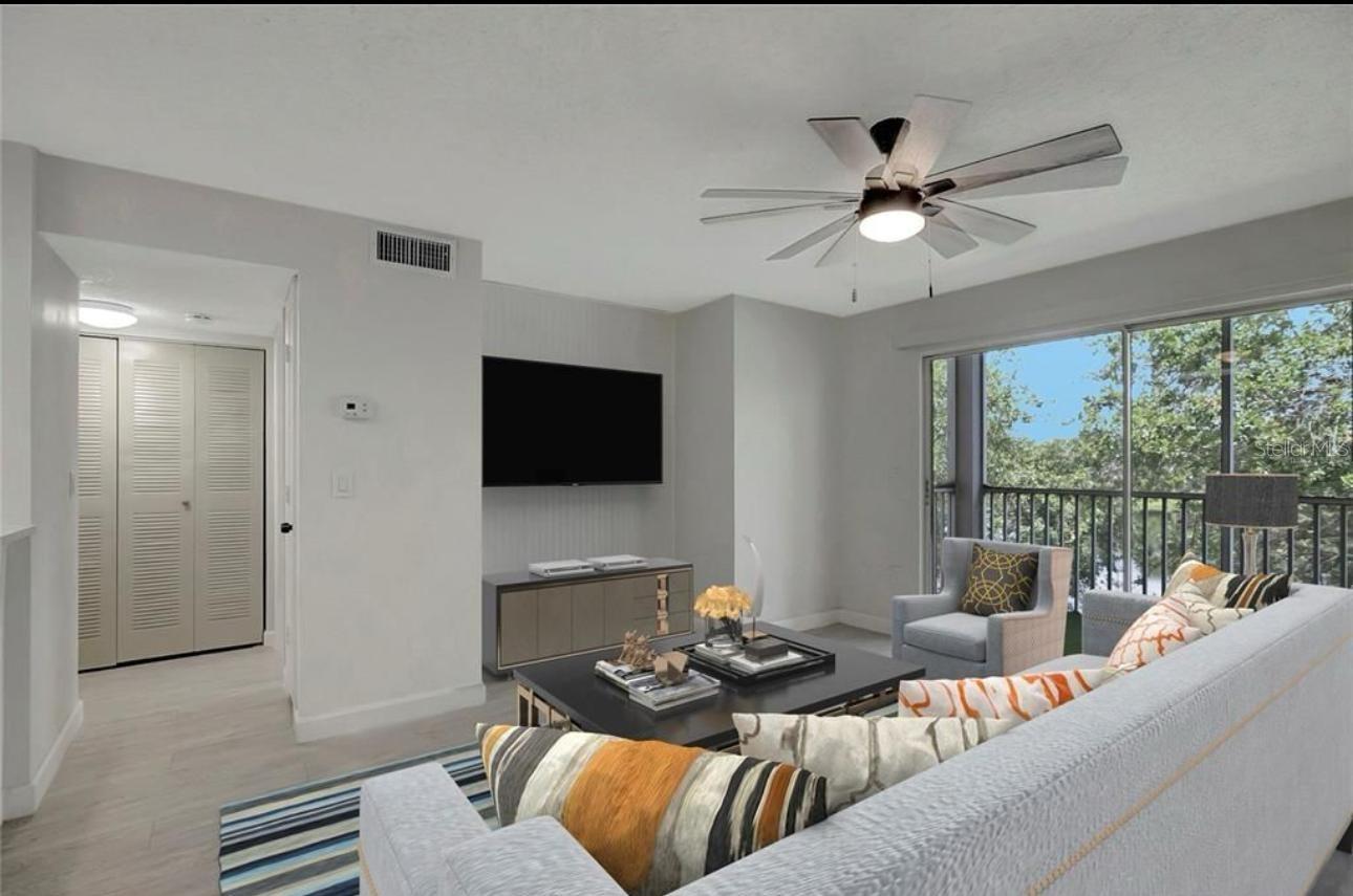 Image 4 of 36 For 10110 Winsford Oak Boulevard 612