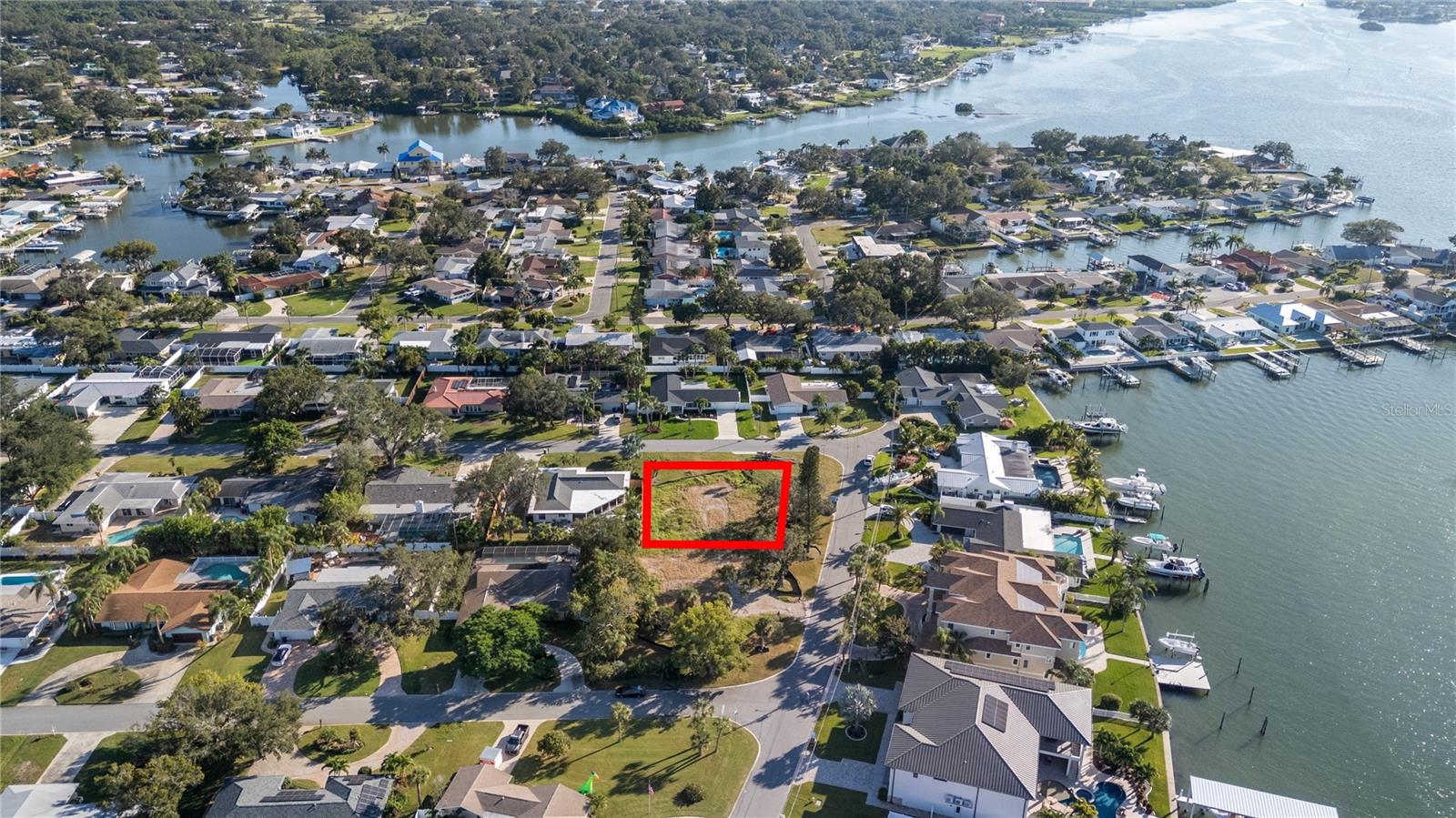 Image 4 of 9 For 417 Harbor View Lane