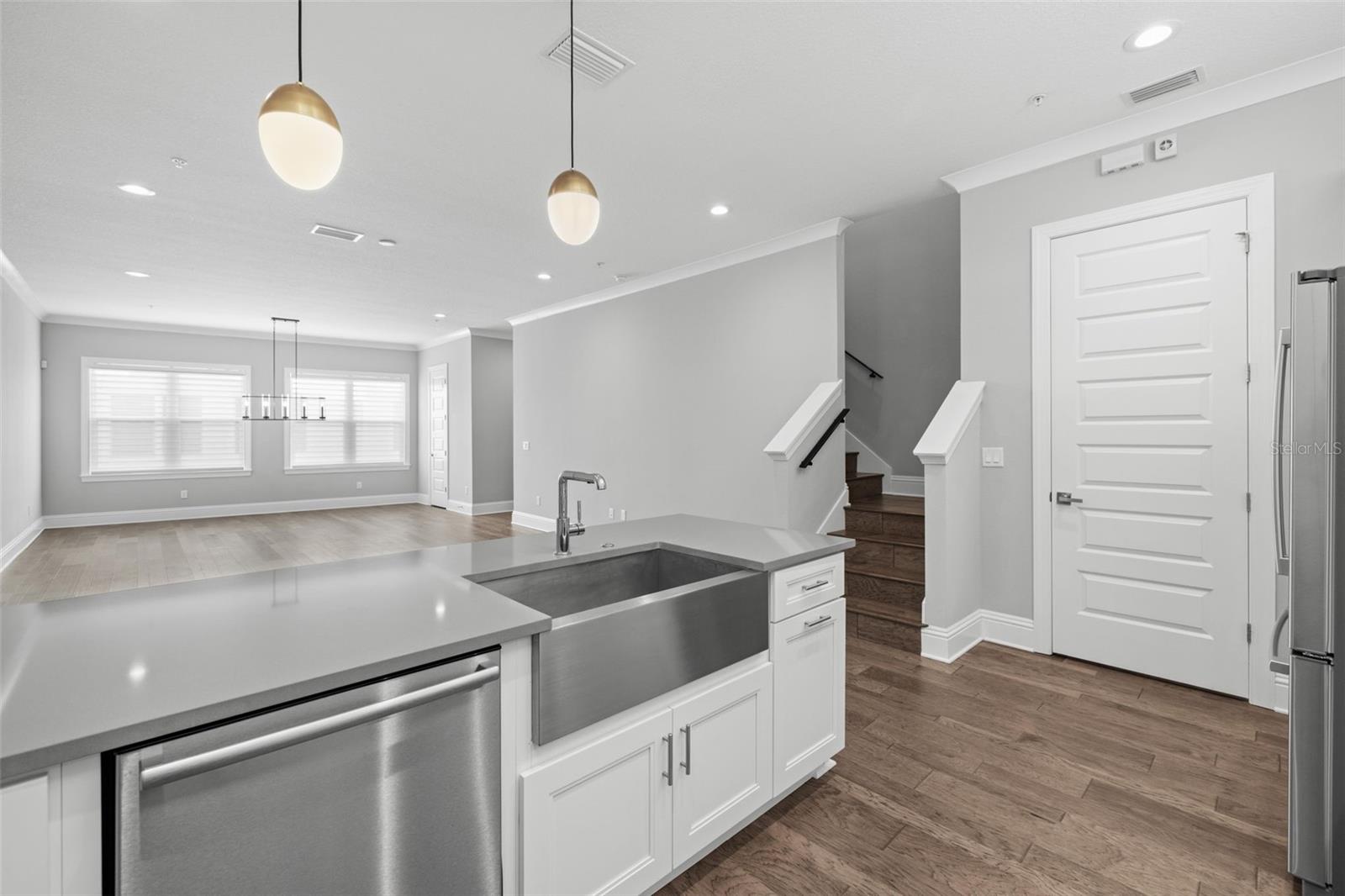 Image 22 of 57 For 123 5th Avenue N