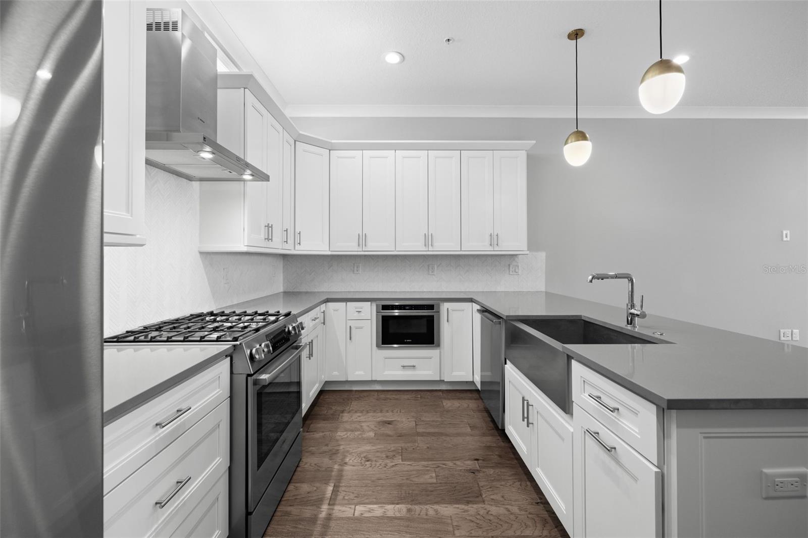 Image 23 of 57 For 123 5th Avenue N