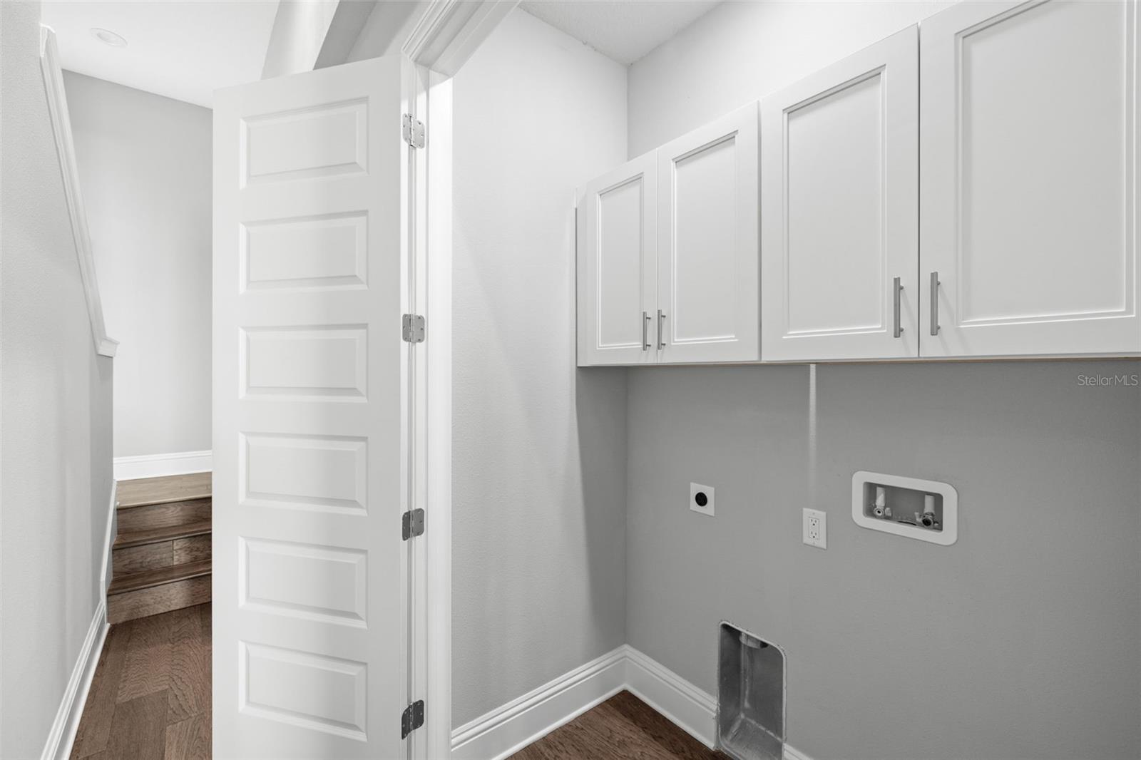 Image 33 of 57 For 123 5th Avenue N