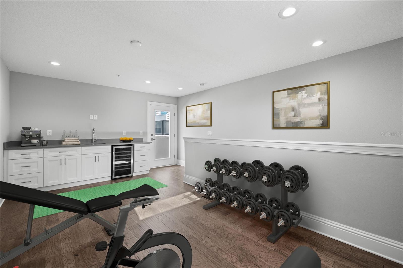 Image 42 of 57 For 123 5th Avenue N