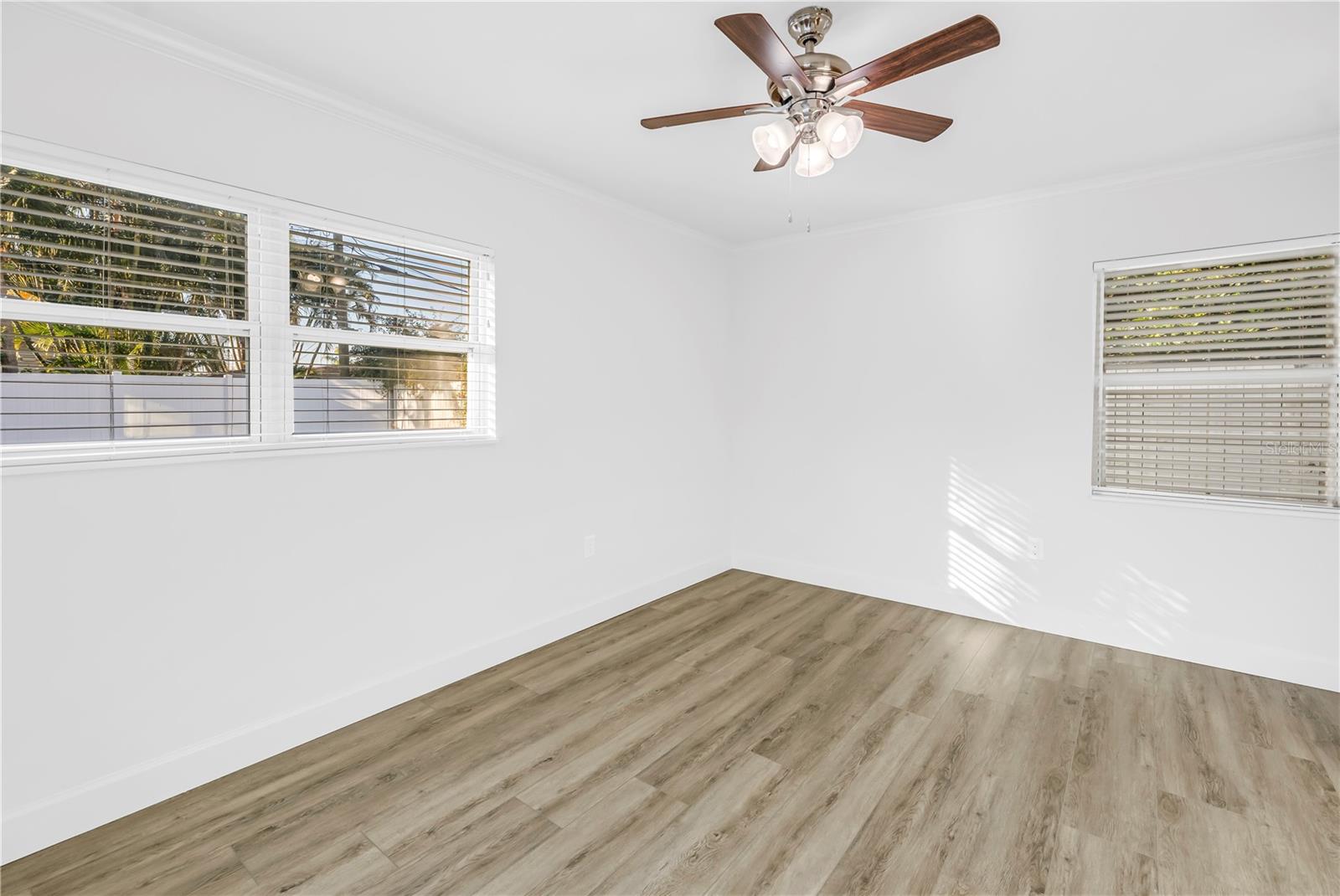 Image 23 of 63 For 1200 76th Avenue N