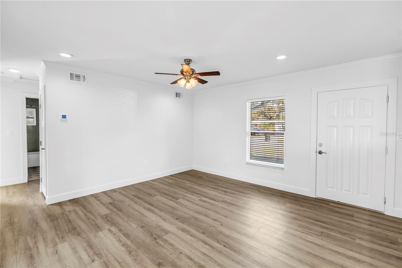 Image 9 of 63 For 1200 76th Avenue N