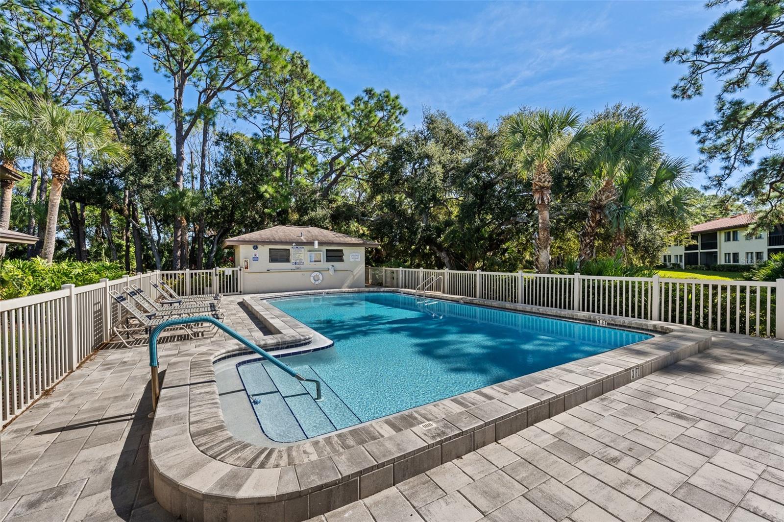 Image 33 of 46 For 5290 Willow Links 57