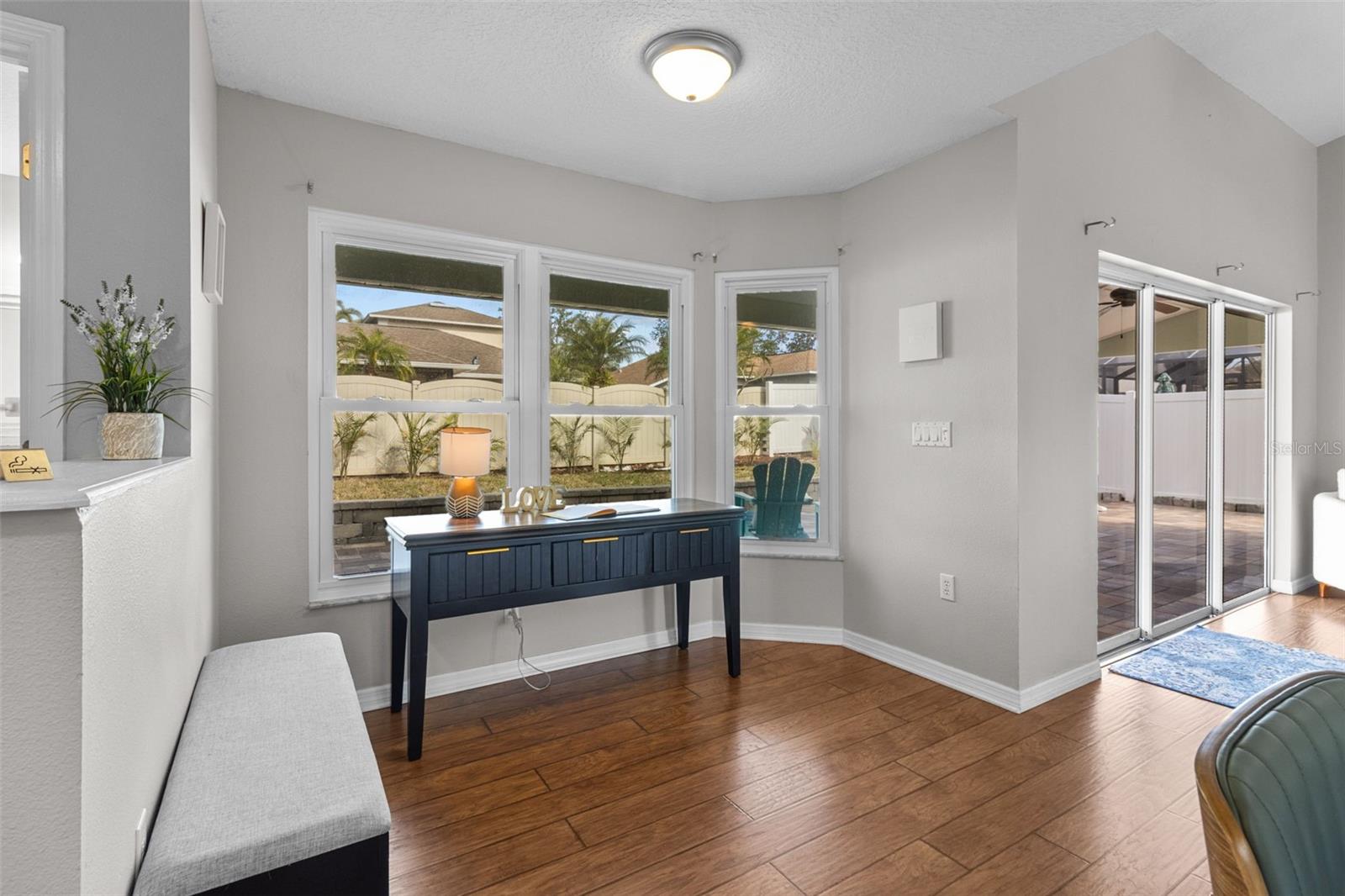 Image 13 of 41 For 731 Brittany Park Boulevard