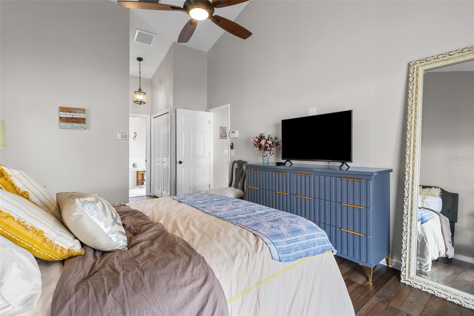 Image 19 of 41 For 731 Brittany Park Boulevard