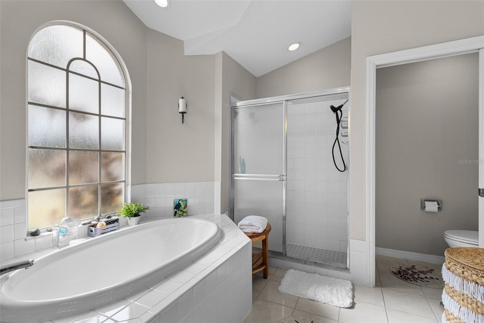 Image 22 of 41 For 731 Brittany Park Boulevard