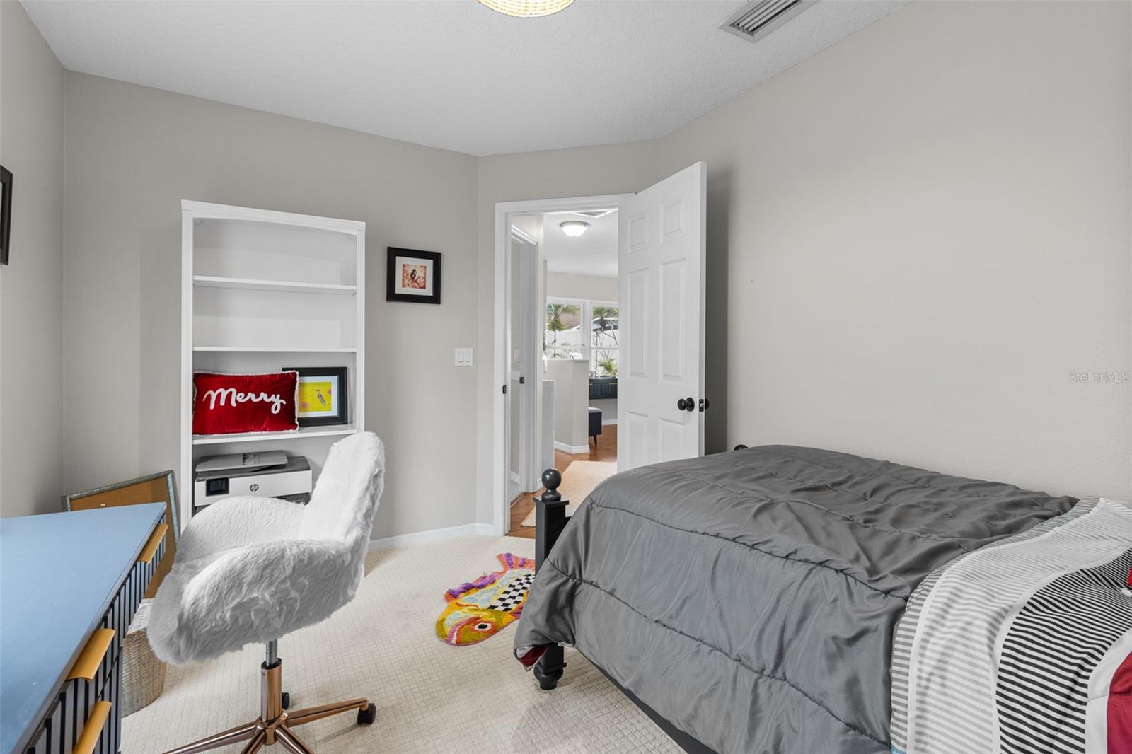 Image 24 of 41 For 731 Brittany Park Boulevard