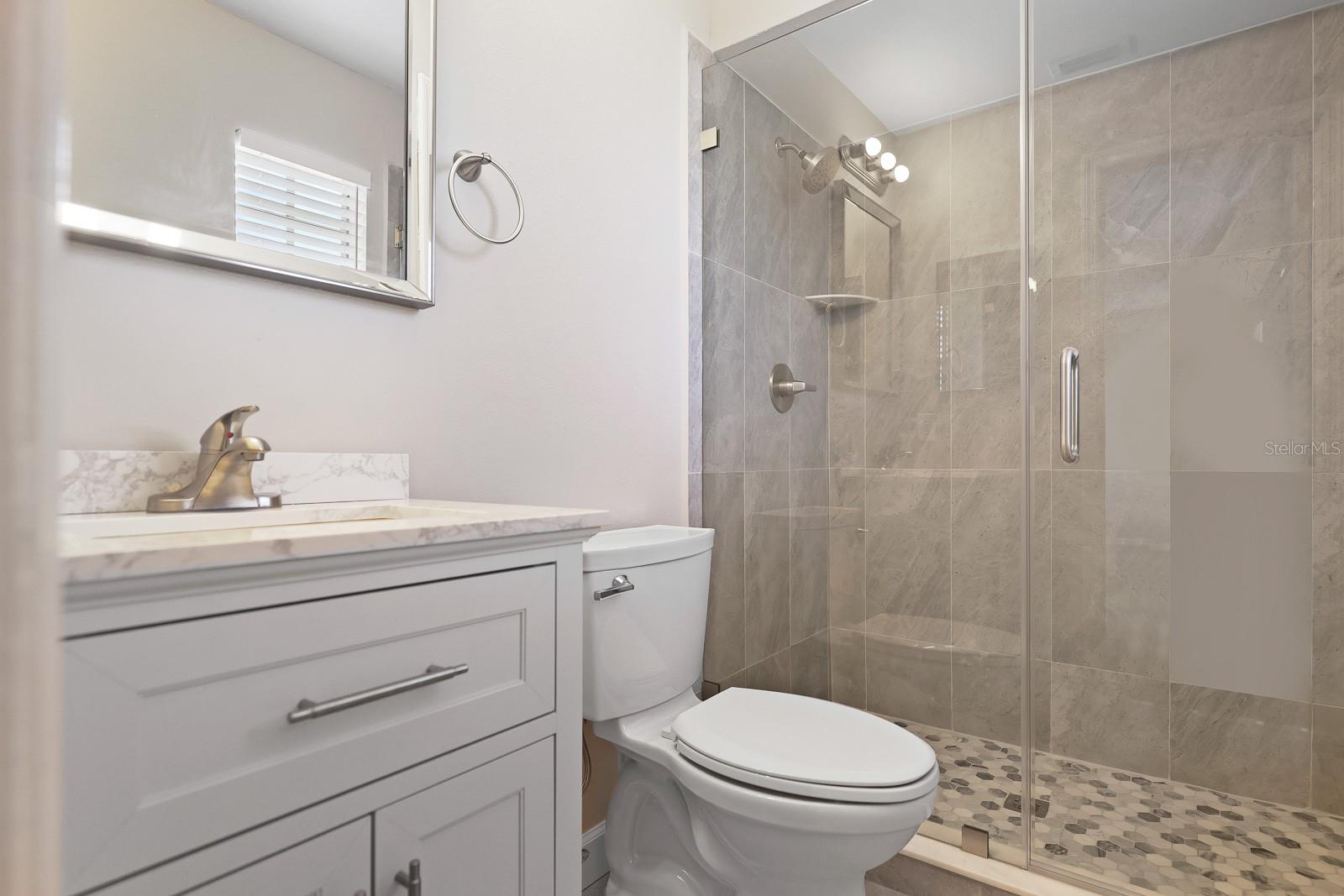 Image 24 of 38 For 2107 Shady Point Lane