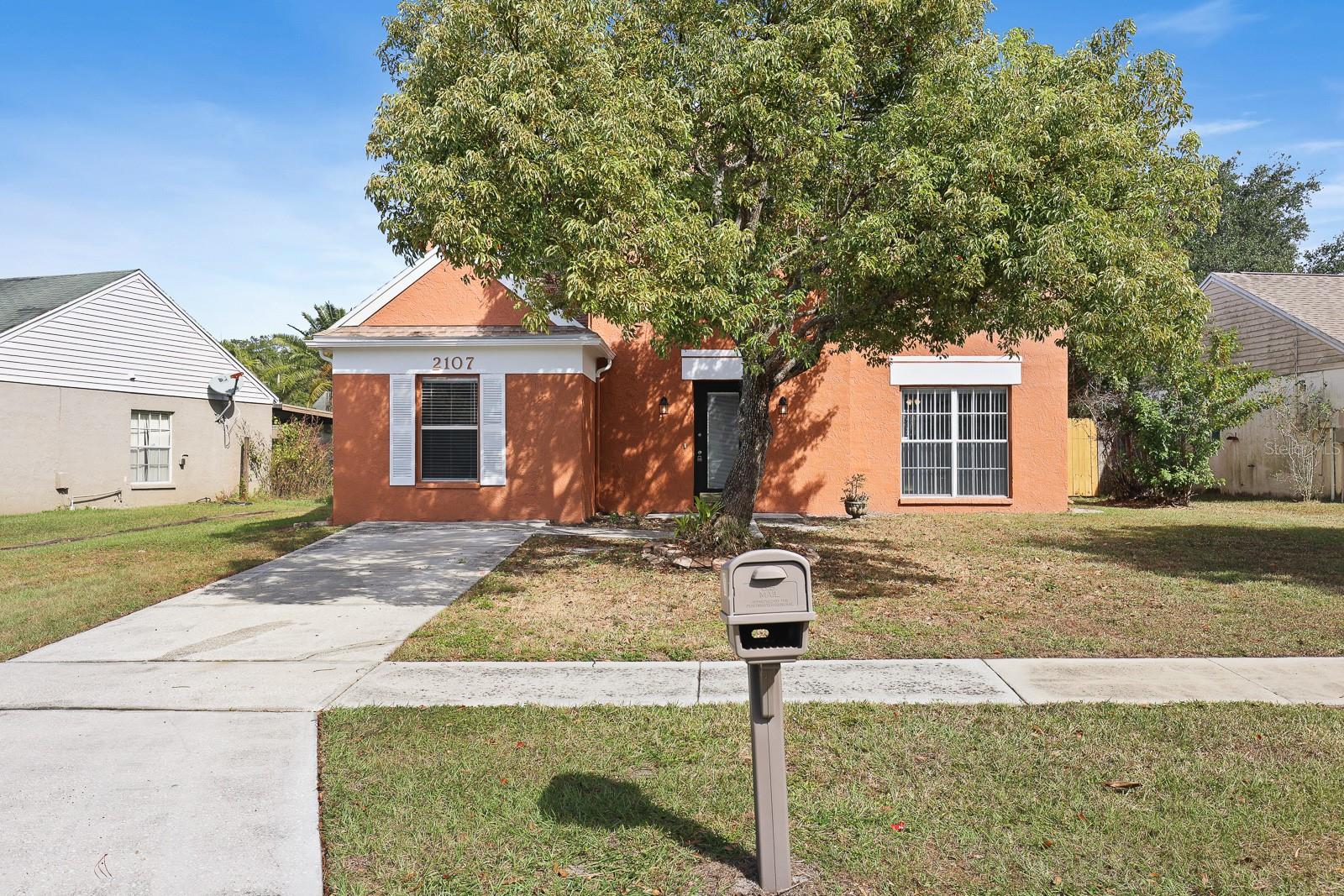 Image 32 of 38 For 2107 Shady Point Lane