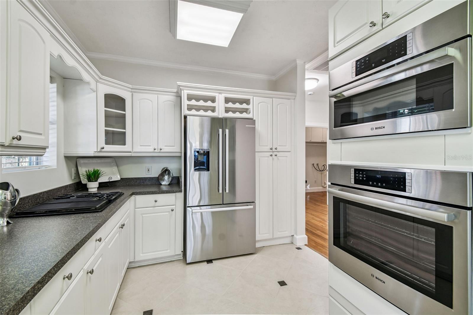 Image 19 of 43 For 2908 San Isidro Street