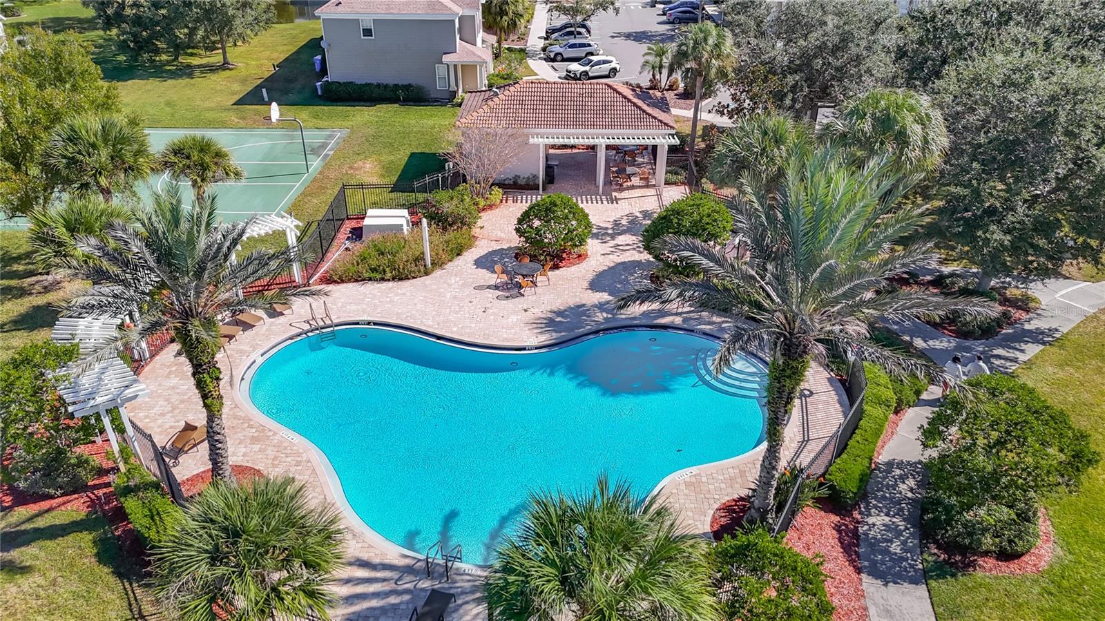 Image 42 of 46 For 12332 Country White Circle