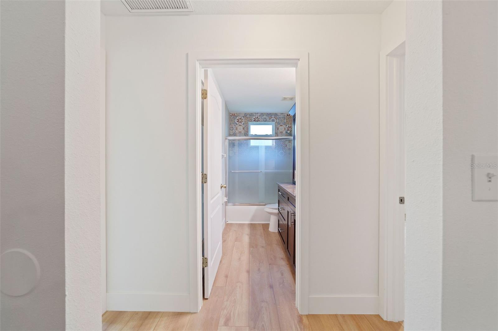 Image 26 of 55 For 24407 Rolling View Court