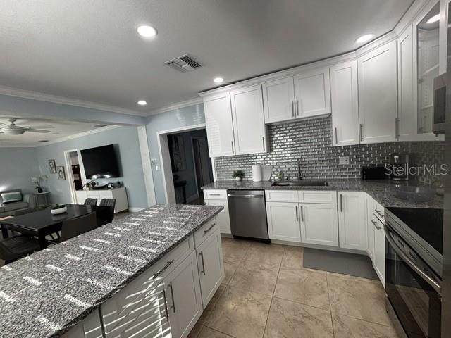 Image 11 of 25 For 438 18th Avenue