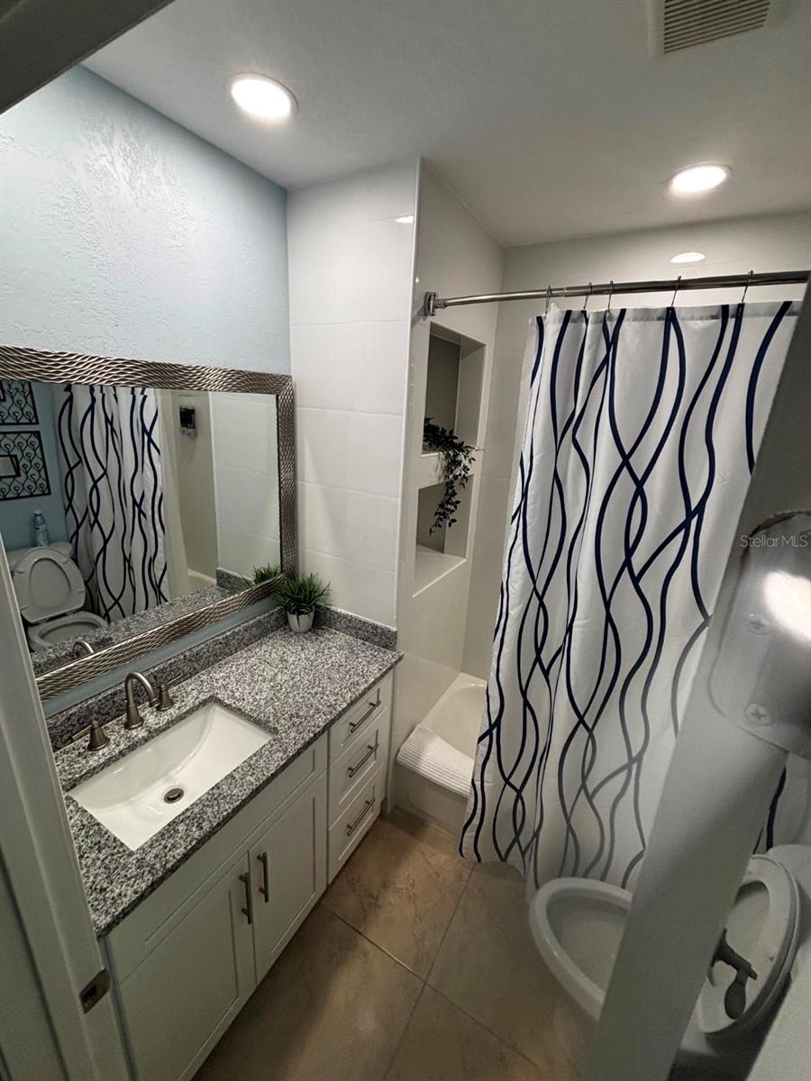 Image 18 of 25 For 438 18th Avenue