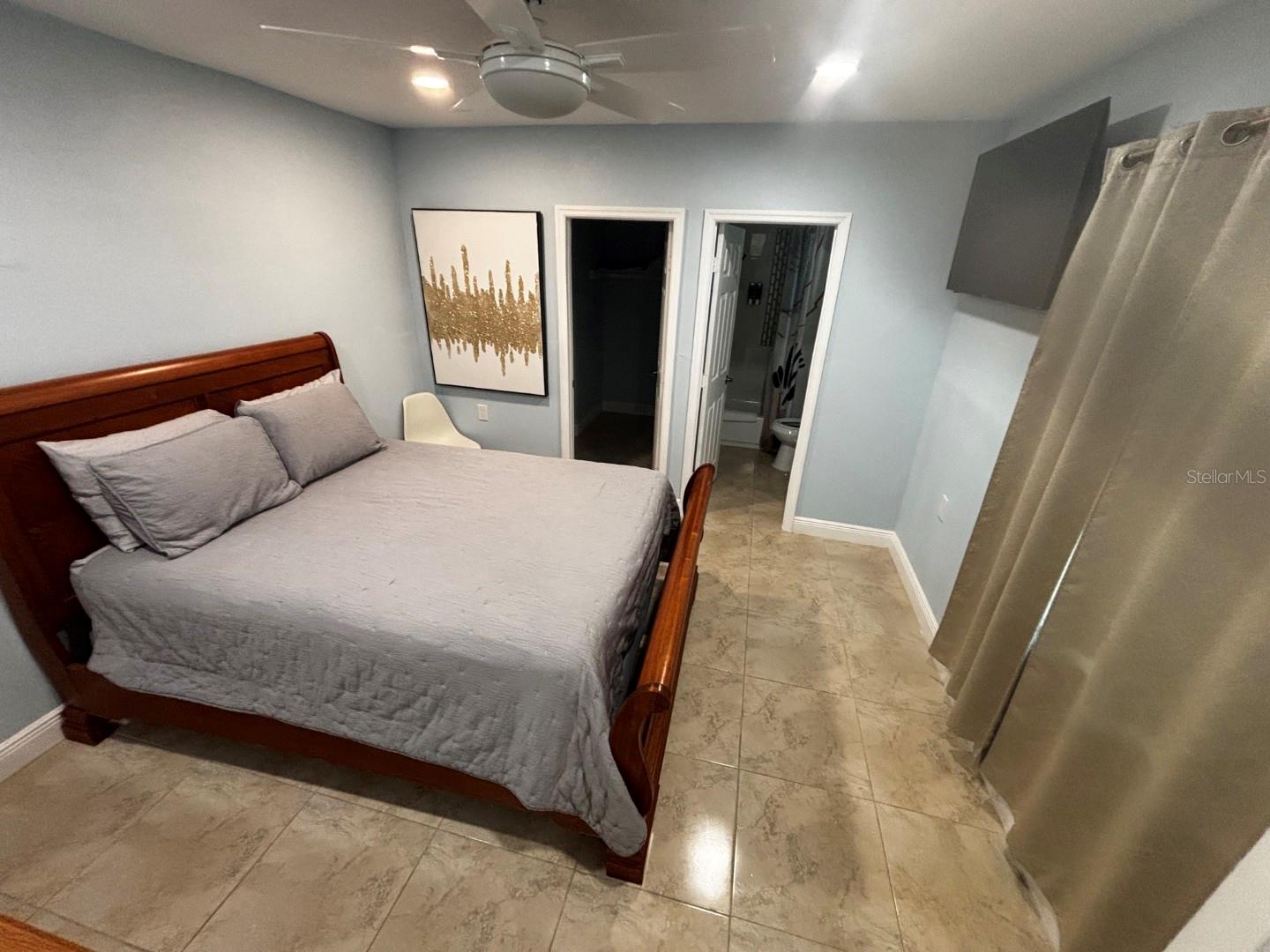 Image 24 of 25 For 438 18th Avenue