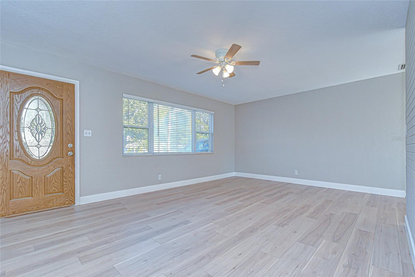 Image 10 of 38 For 1800 52nd Avenue N