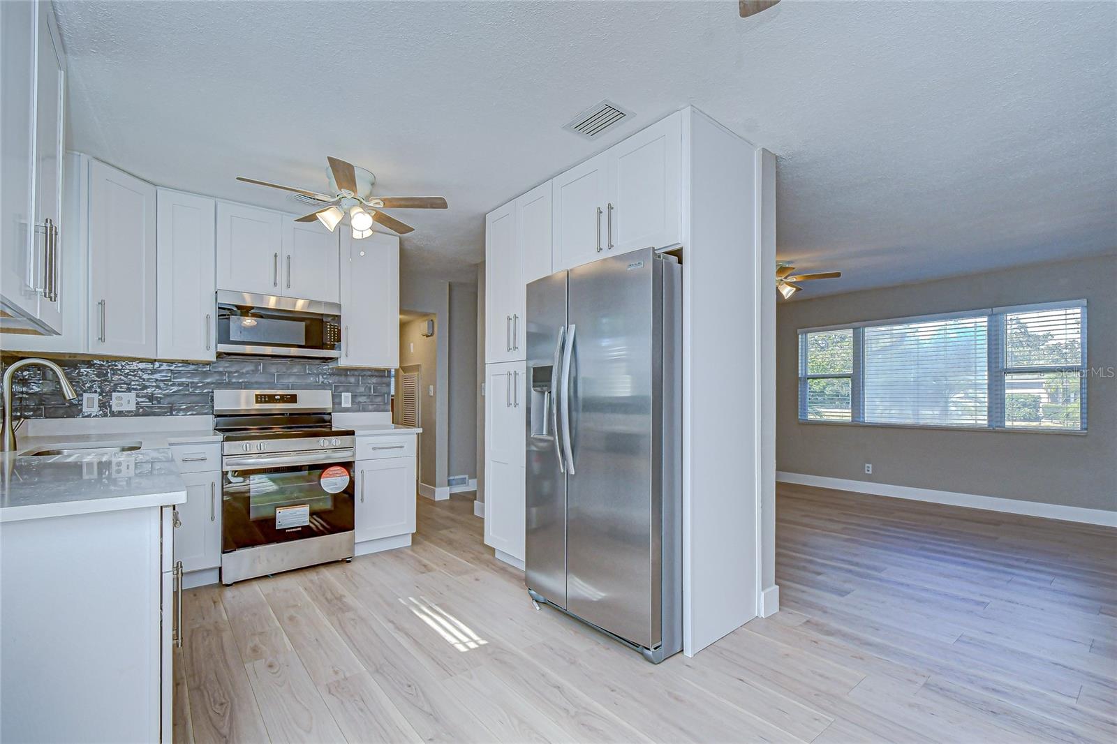 Image 15 of 38 For 1800 52nd Avenue N