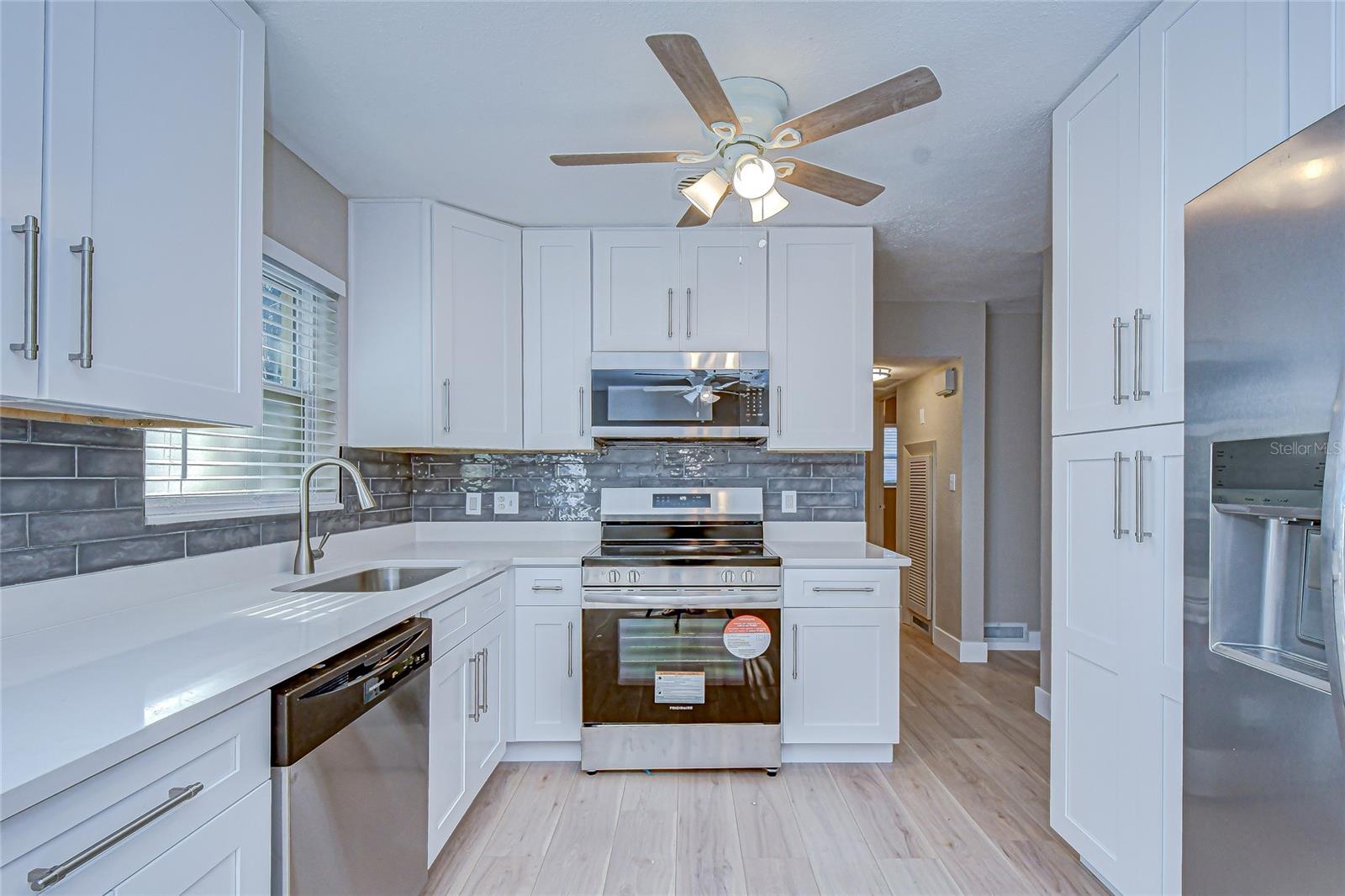 Image 16 of 38 For 1800 52nd Avenue N