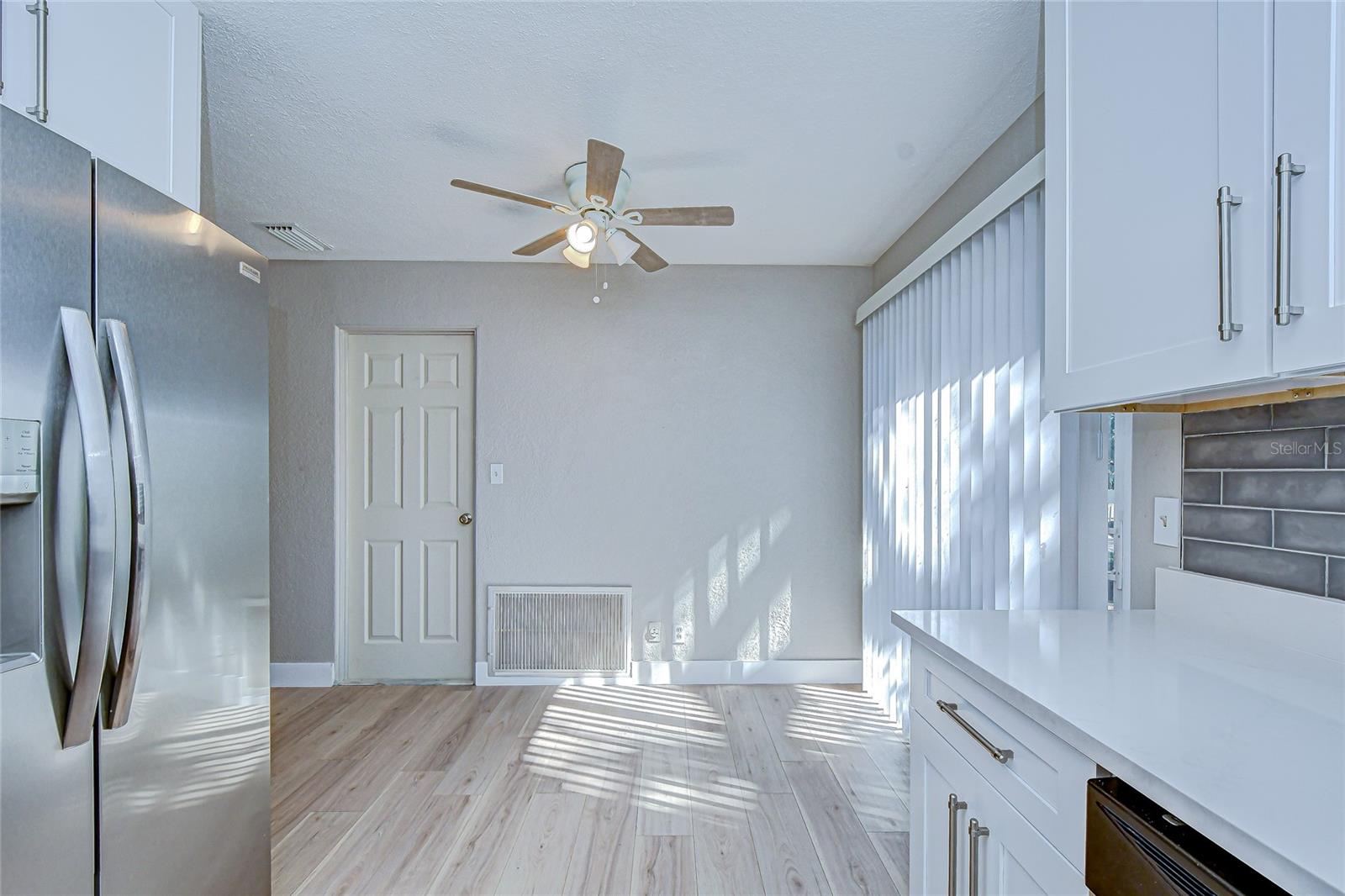 Image 19 of 38 For 1800 52nd Avenue N