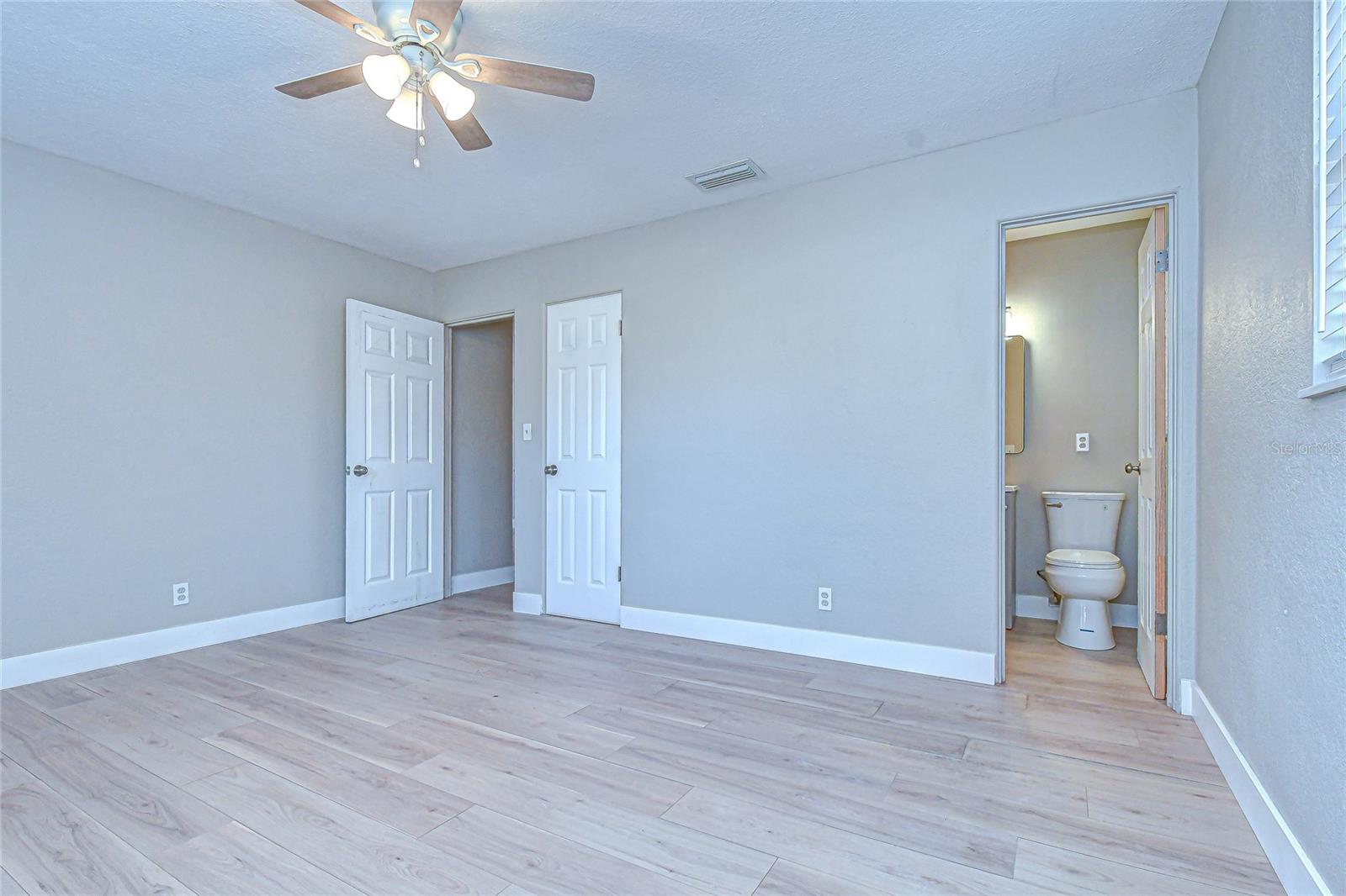 Image 24 of 38 For 1800 52nd Avenue N