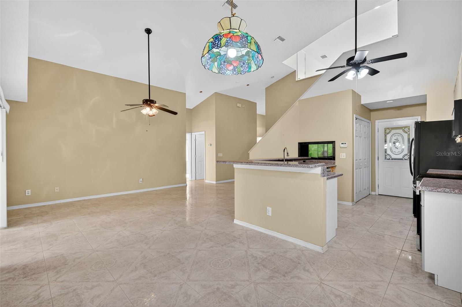 Image 26 of 71 For 148 Lookout Drive