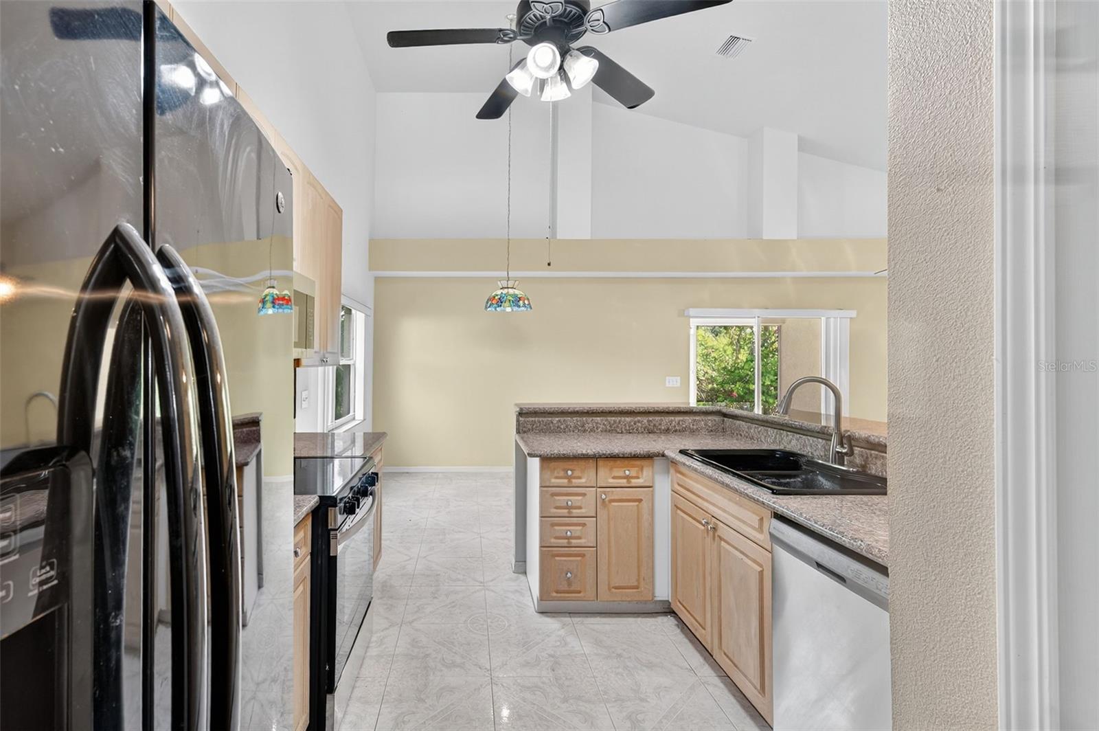 Image 38 of 71 For 148 Lookout Drive