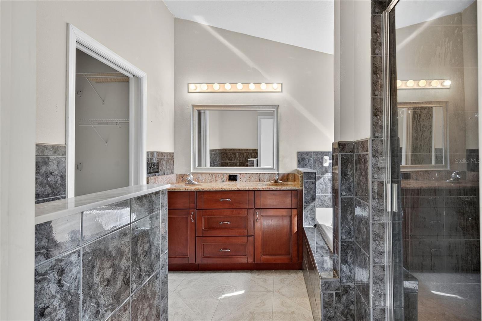 Image 54 of 71 For 148 Lookout Drive