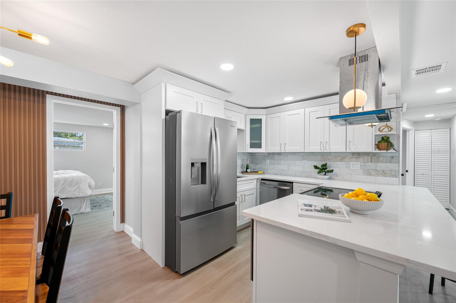 Image 11 of 48 For 8946 Dream Way