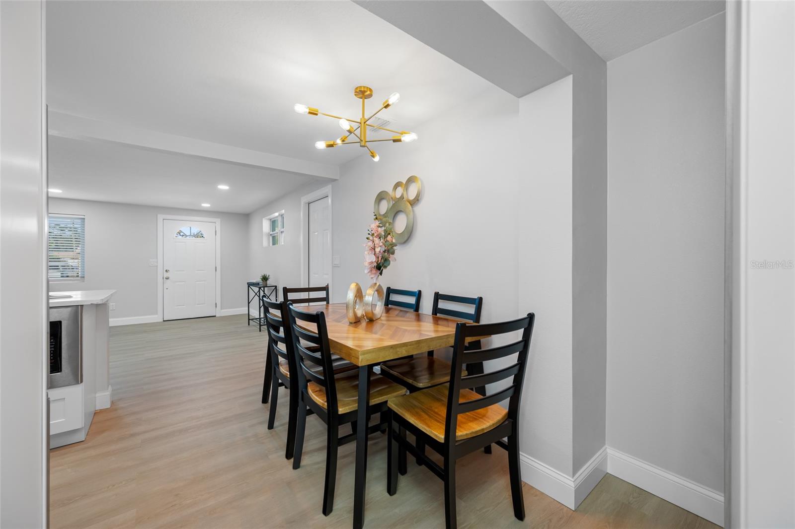 Image 16 of 48 For 8946 Dream Way