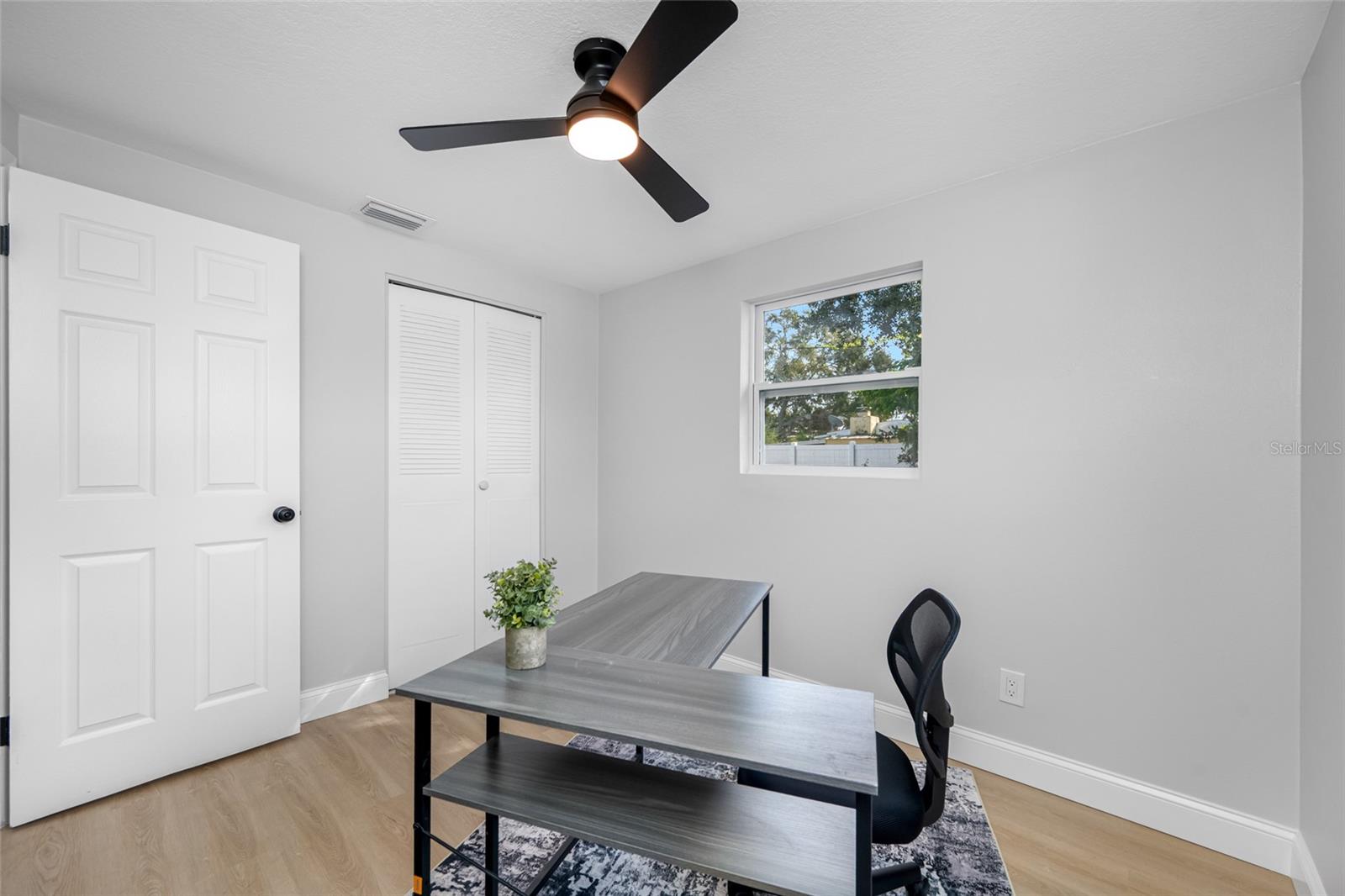 Image 29 of 48 For 8946 Dream Way