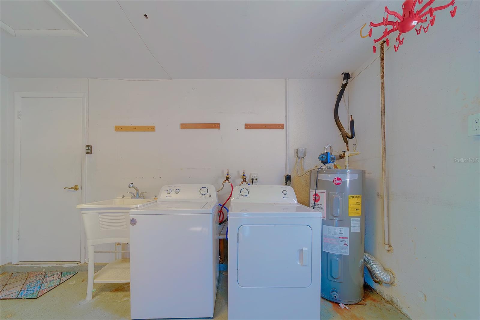 Image 31 of 57 For 10451 119th Street