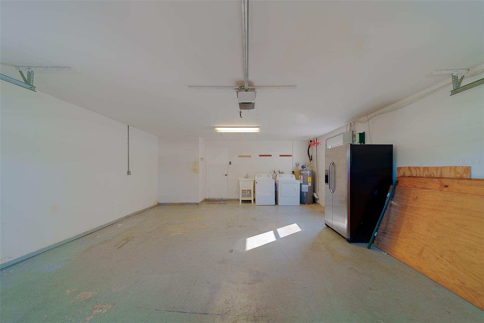 Image 33 of 57 For 10451 119th Street