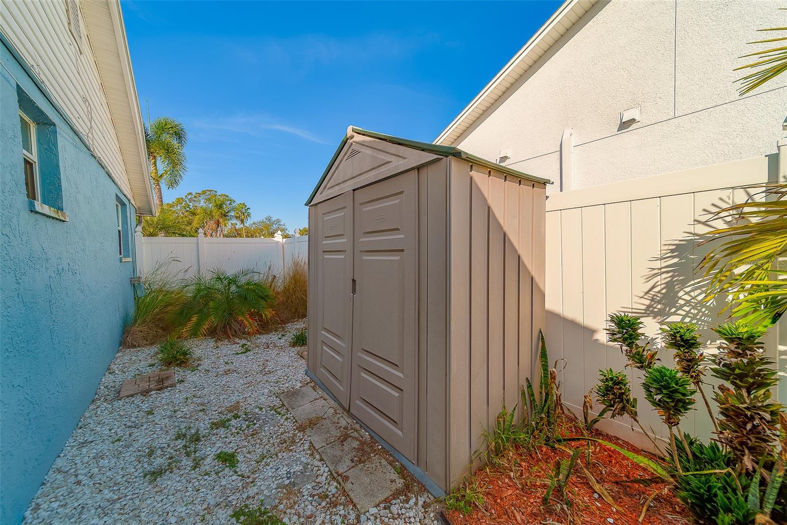 Image 37 of 57 For 10451 119th Street