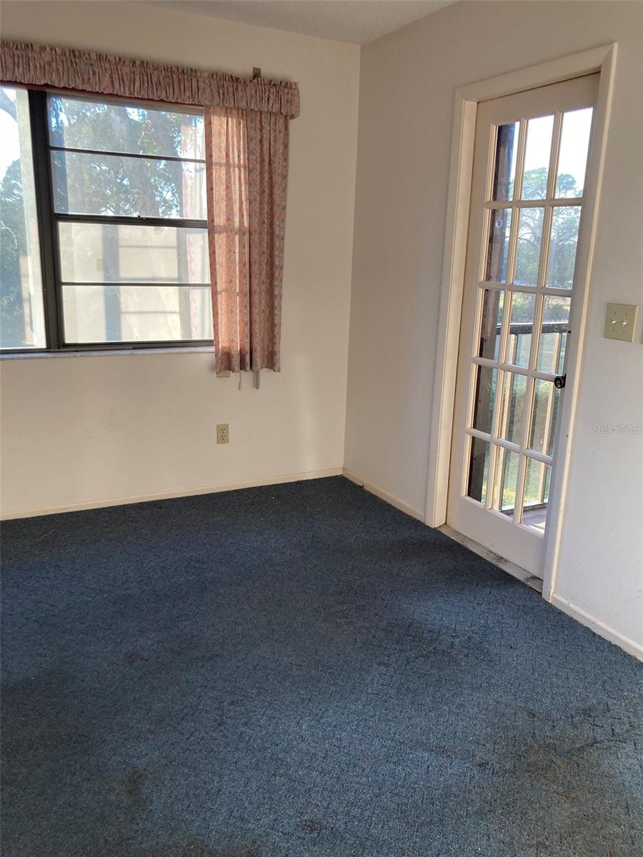 Image 13 of 52 For 8198 Terrace Garden Drive N 211