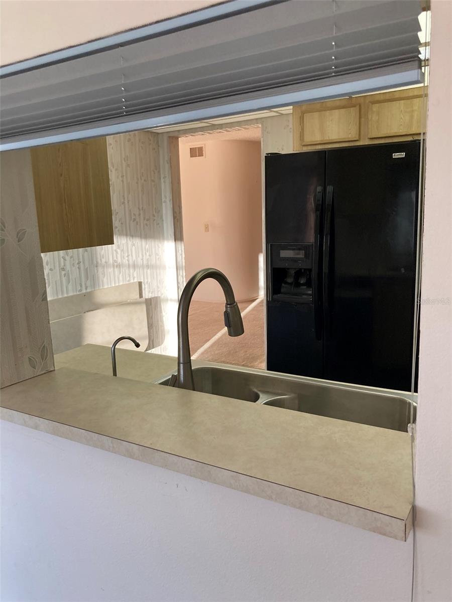 Image 20 of 52 For 8198 Terrace Garden Drive N 211