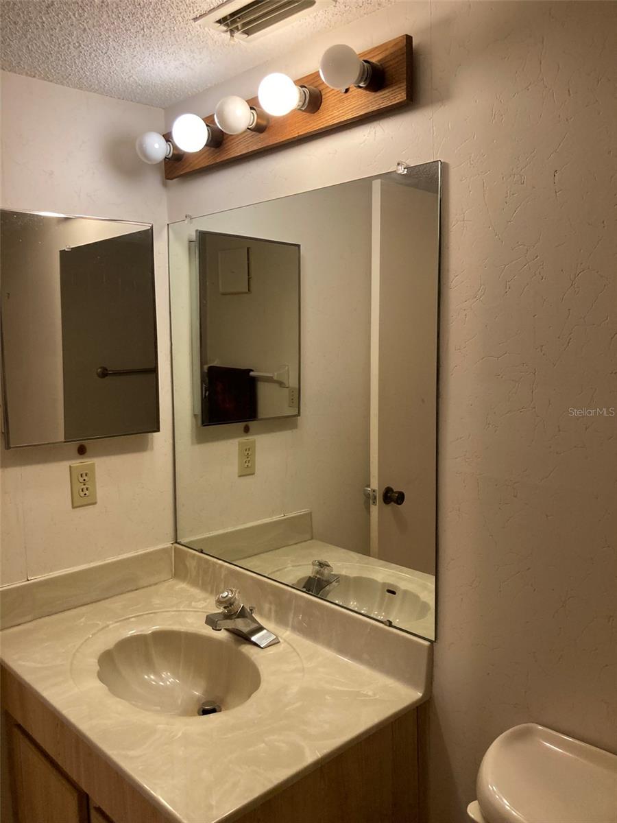 Image 30 of 52 For 8198 Terrace Garden Drive N 211