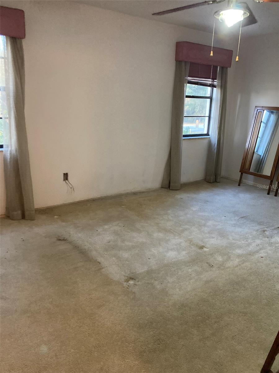 Image 35 of 52 For 8198 Terrace Garden Drive N 211