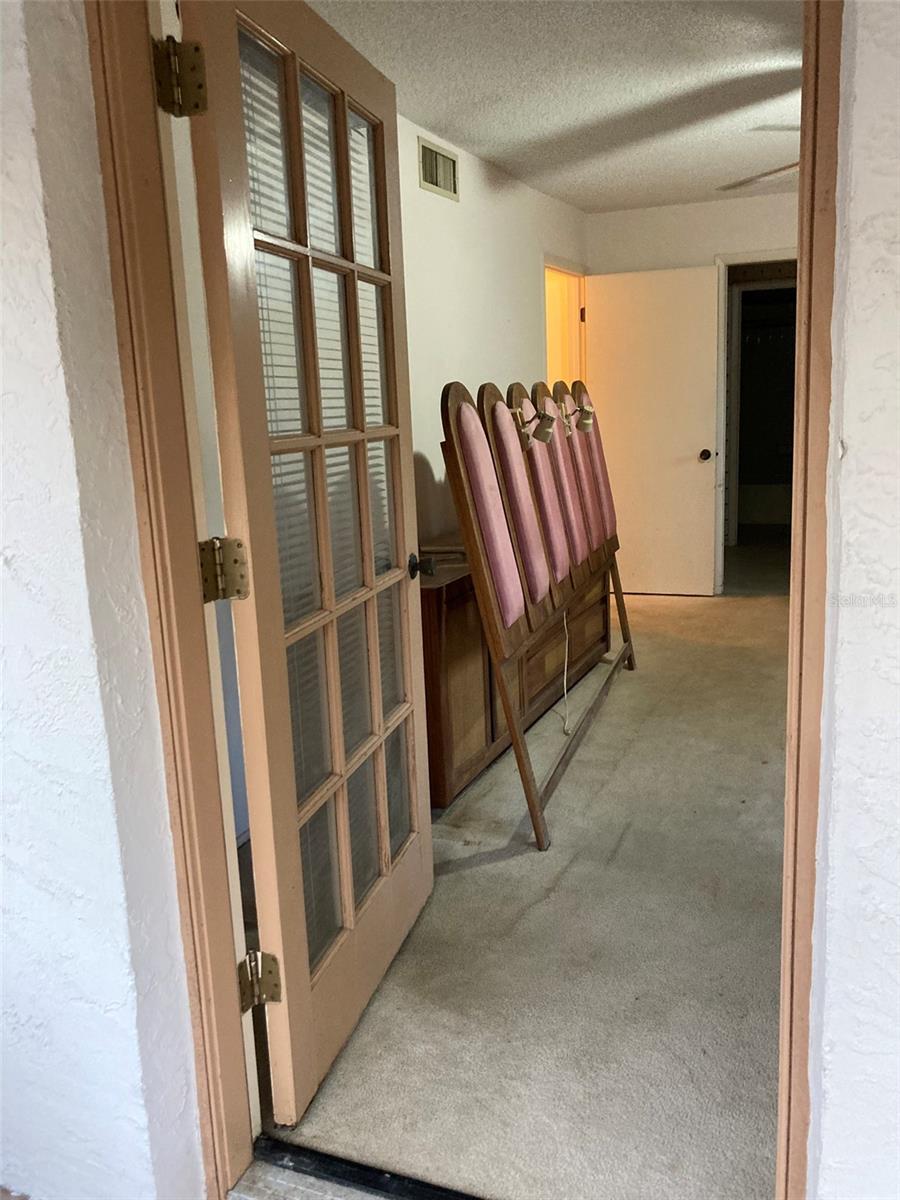 Image 43 of 52 For 8198 Terrace Garden Drive N 211