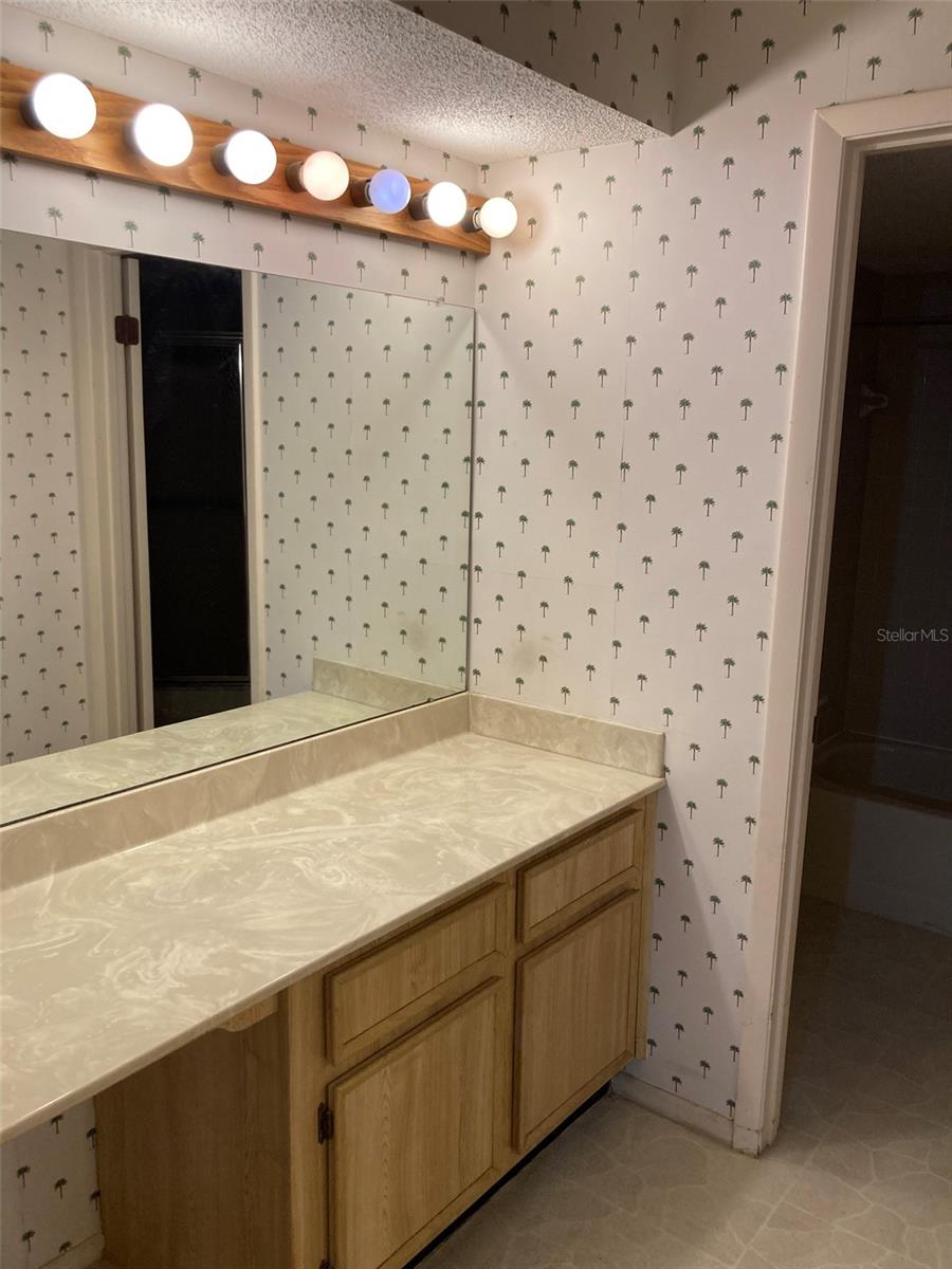 Image 45 of 52 For 8198 Terrace Garden Drive N 211