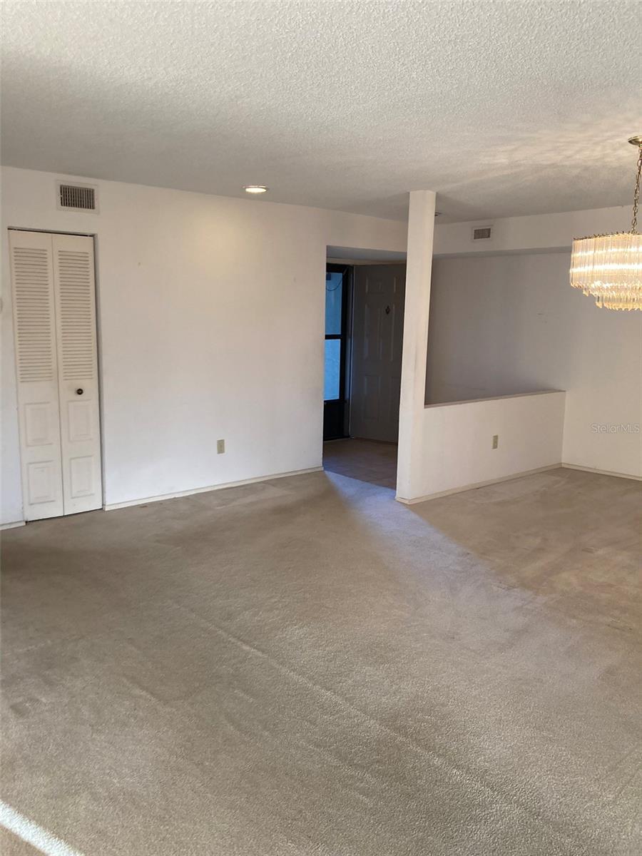 Image 6 of 52 For 8198 Terrace Garden Drive N 211