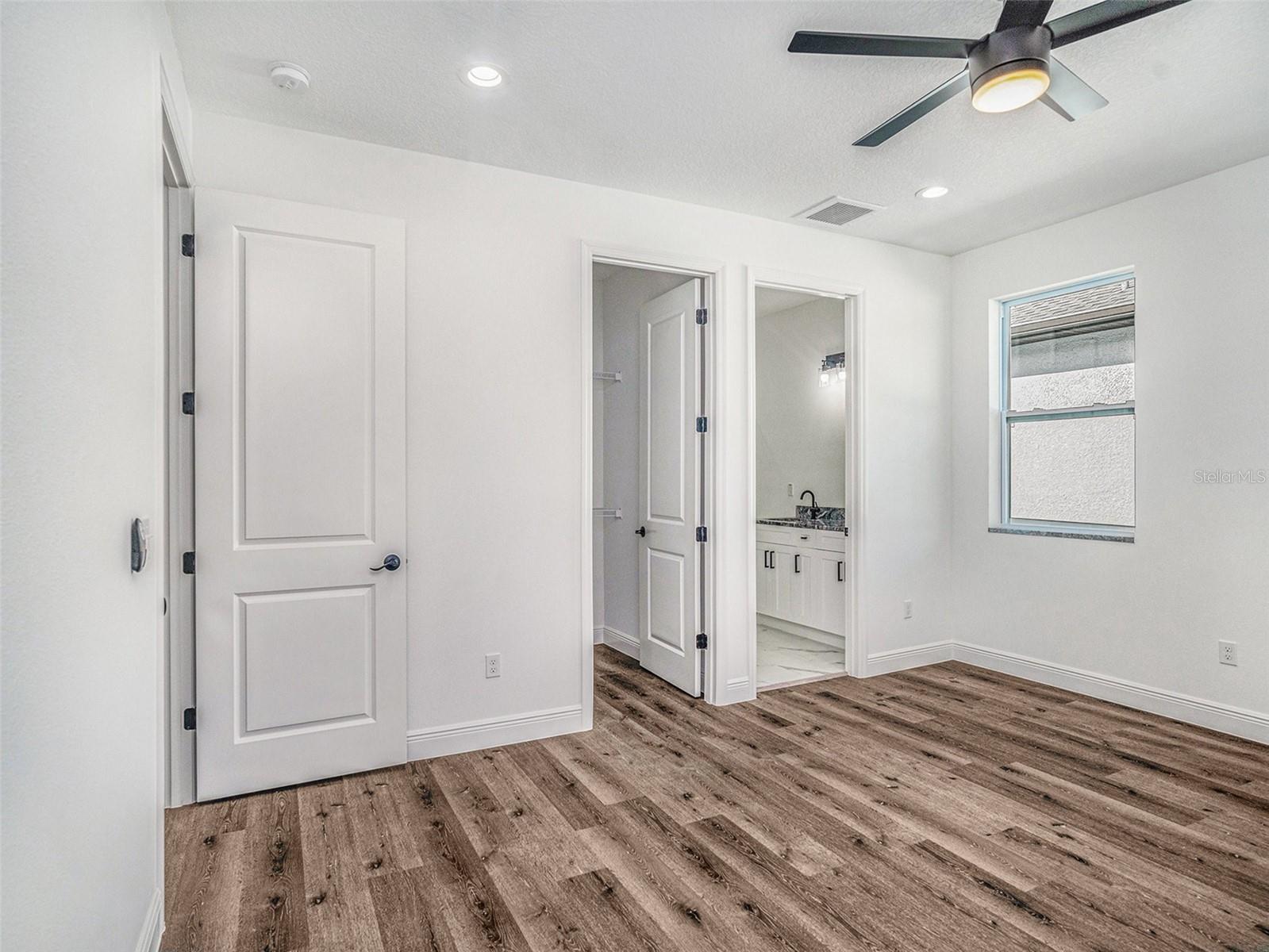 Image 21 of 30 For 3405 Phillips Street