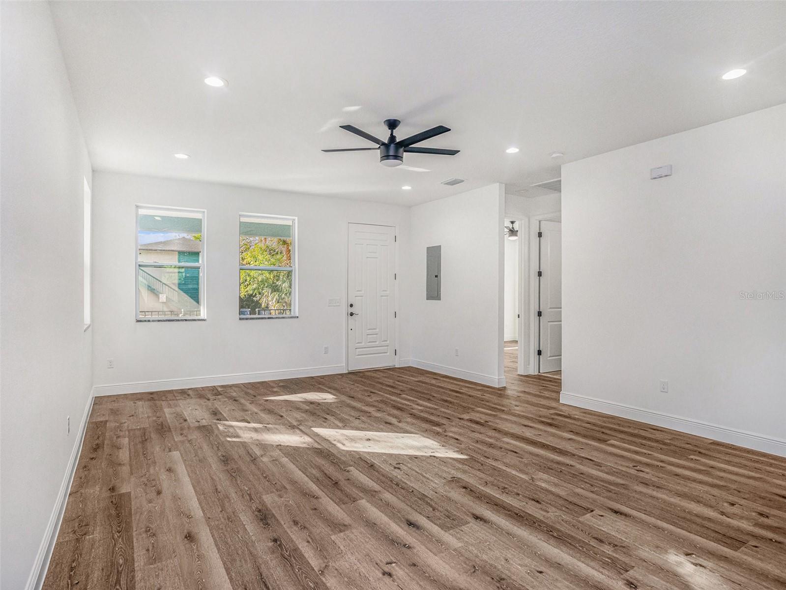 Image 8 of 30 For 3405 Phillips Street