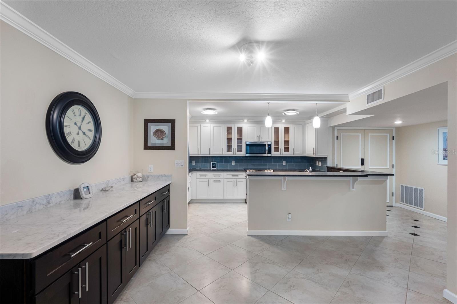 Image 20 of 46 For 1400 Gulf Boulevard 701